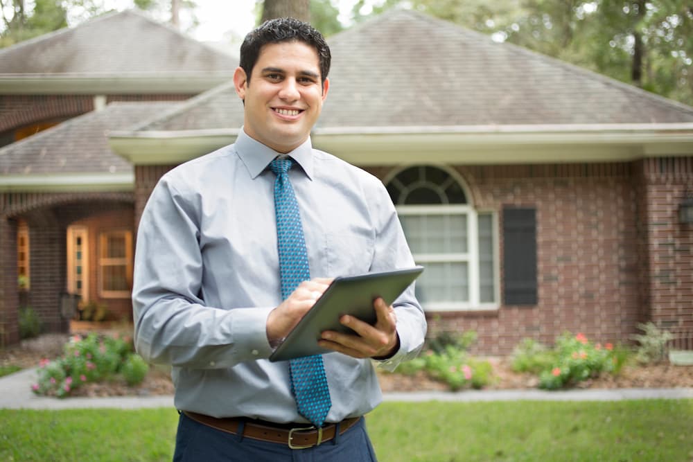 How to Start a Home Improvement Business with a Franchise Opportunity